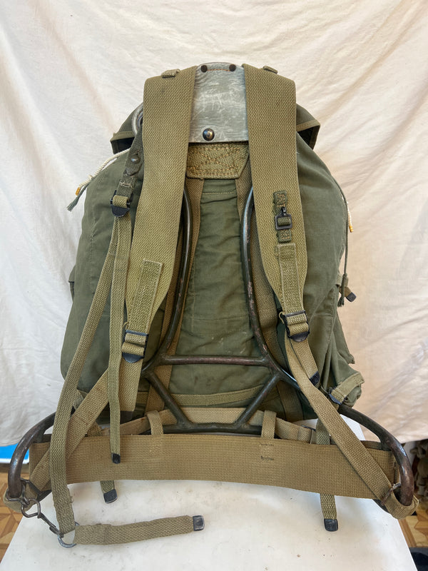 Original WWII Army M1940’s Mountain Backpack Rucksack with Frame waist belt Hinson