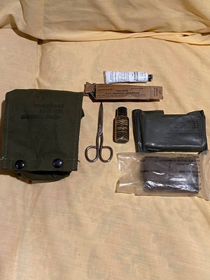 Vietnam Era US Aviators Military Field Gear Combat Medic kit First Aid Bag Full