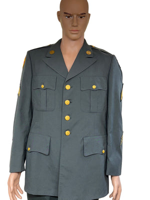 Original US Army Green Service Uniform Vietnam Era 40R Jacket
