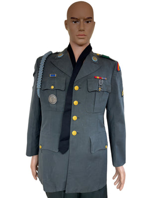 US Army Dress Green Military Jacket & Tie Vietnam Era Size 39R