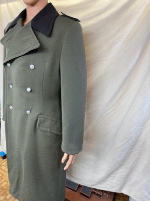 East German NVA Military Trench Coat Green Wool Size M 48