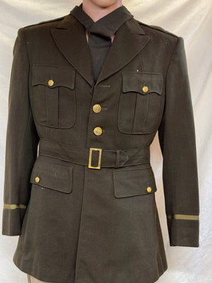 WWII US Army Officer Tunic Green Gabardine Wool Class A 38Reg.
