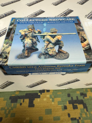COLLECTORS SHOWCASE MINIATURES