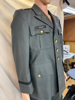 Authentic 80’s U.S. Army Officers Jacket Size 40S Named