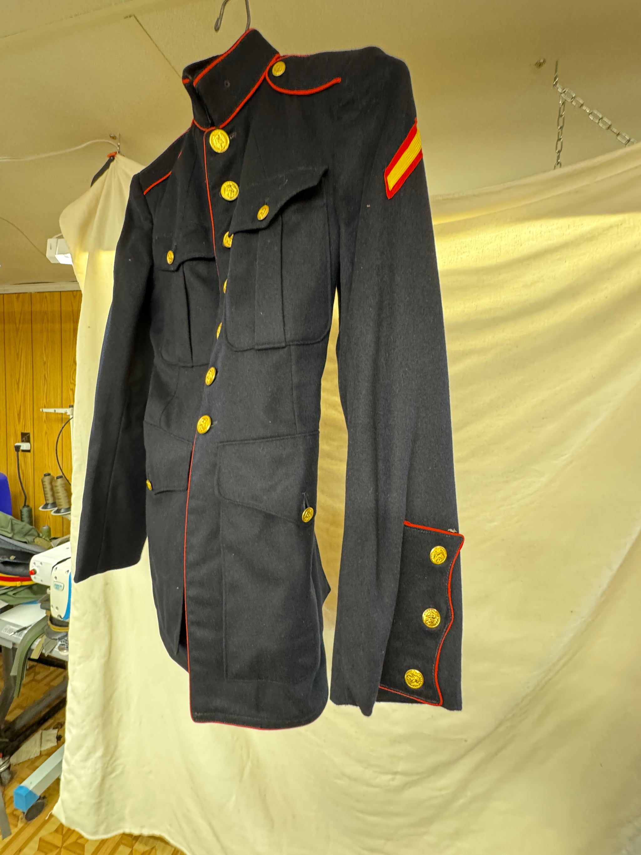 USMC Marine Corps Enlisted Dress Blues Blouse/Jacket Uniform(NAMED) - LockNWalkHarness USMC Marine Corps Enlisted Dress Blues Blouse/Jacket Uniform(NAMED) - LockNWalkHarness