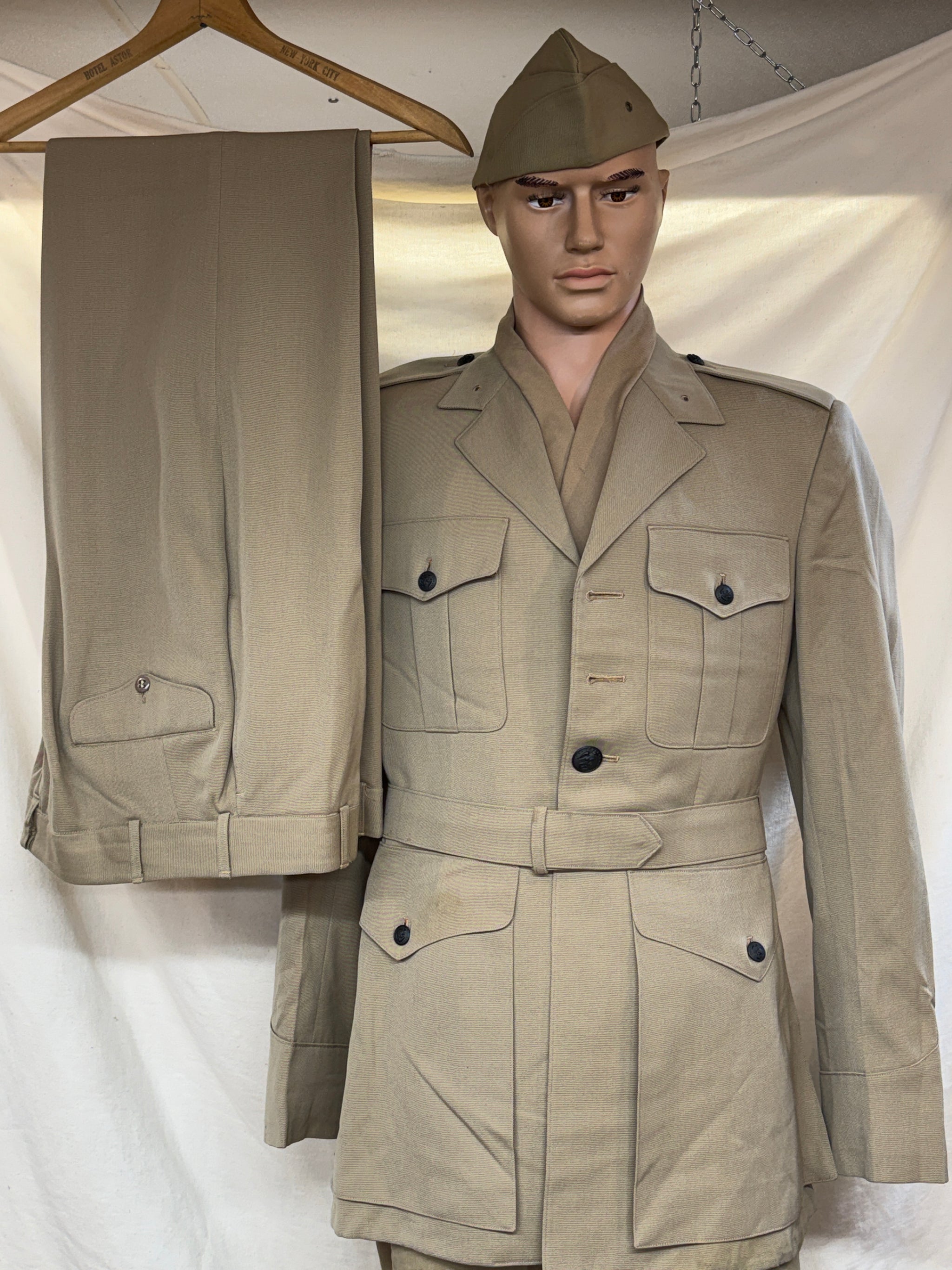 KOREAN WAR USMC Marine Corps Officer's Wool Formal Dress Uniform-NAMED - LockNWalkHarness KOREAN WAR USMC Marine Corps Officer's Wool Formal Dress Uniform-NAMED - LockNWalkHarness