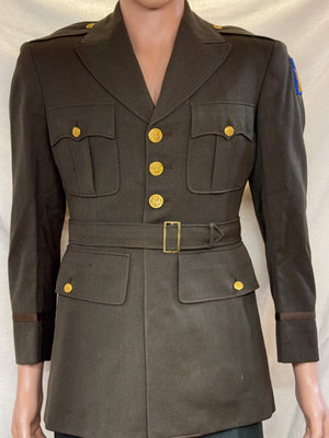 Authentic WW2 USAAF Officer Uniform Dress Coat/Tunic & Belt - Named