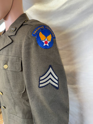 WW2 U.S.A.A.F. Uniform Dress Jacket W/ Command Patch,Rank,Named & Dated 1942
