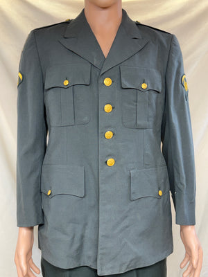 Vintage 60’s US Military Army Men's Dress Green Uniform Jacket/Tunic size 39S.