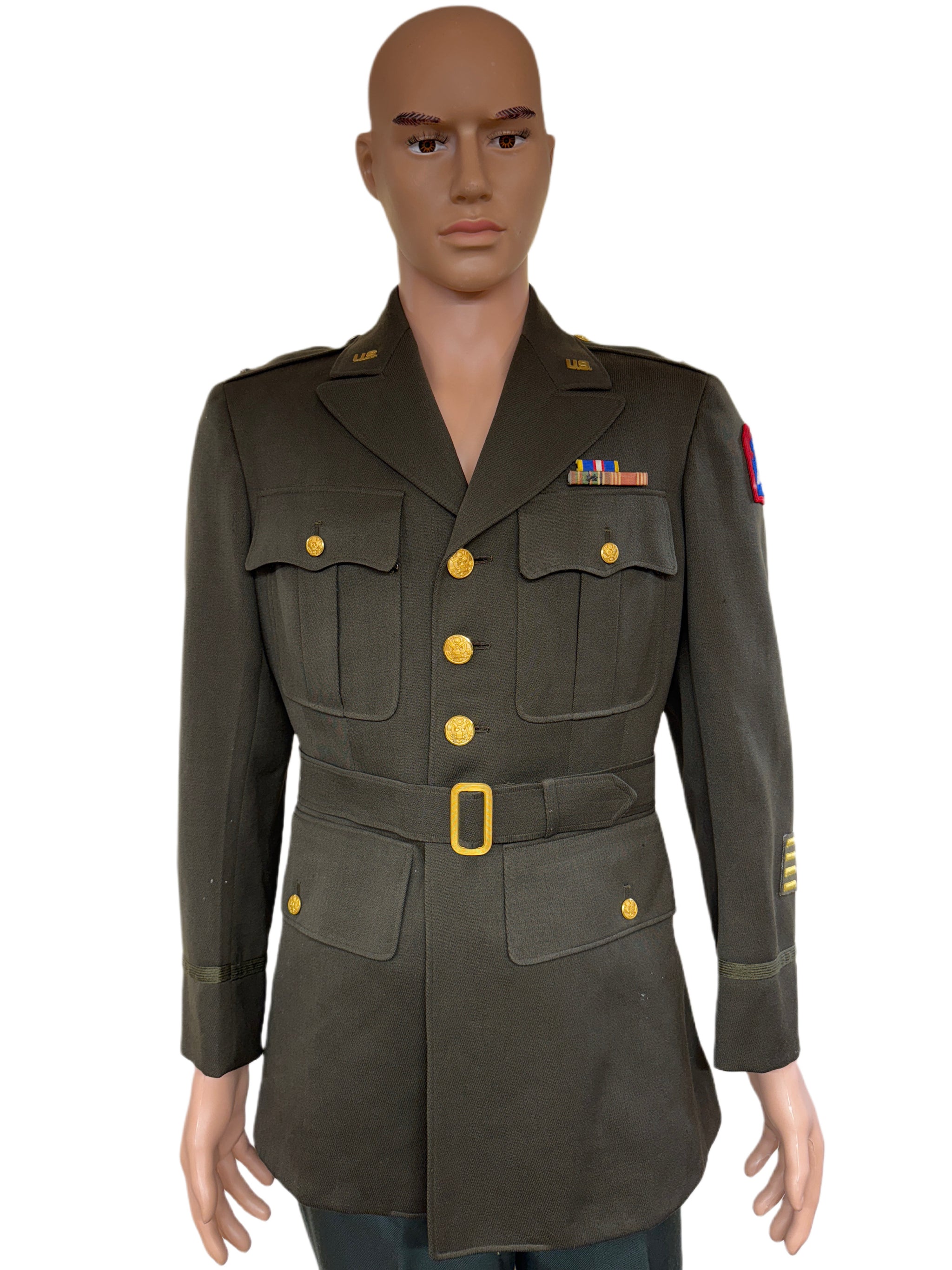 ORIGINAL WWII US ARMY OFFICERS UNIFORM DRESS COAT “DATED” ORIGINAL WWII US ARMY OFFICERS UNIFORM DRESS COAT “DATED”
