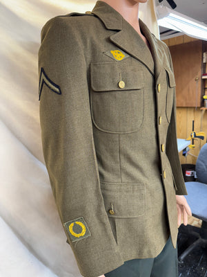 WW2 Army Enlisted Wool Dress Jacket With Patches NAMED & DATED