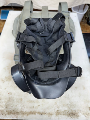 “USED”AVON M50 NBC CBRN PROTECTIVE MILLITARY ISSUE GAS MASK(MEDIUM)