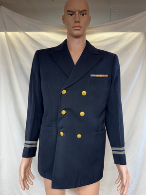 VINTAGE WW2 US NAVY OFFICER’S UNIFORM JACKET WITH PATCHES & BADGES