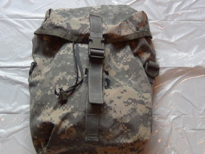 MOLLE SUSTAINMENT UITILITY POUCH," CONDITION: NEW"